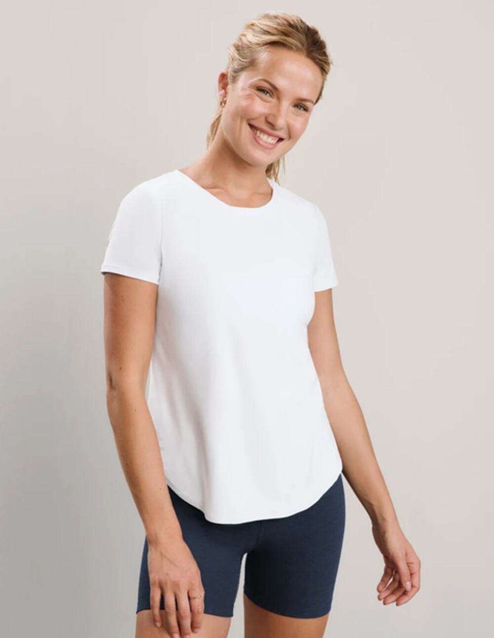 Beyond Yoga Featherweight On The Down Short Sleeve Activewear Top White XL NWT